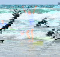 2-Hours Coolum Beach Beginner Surf Lesson with Instructor