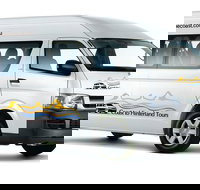 13 Seat Minibus  Brisbane Airport - Sunshine Coast Private Transfer