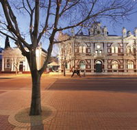 Albury Art Gallery - Rental Cars