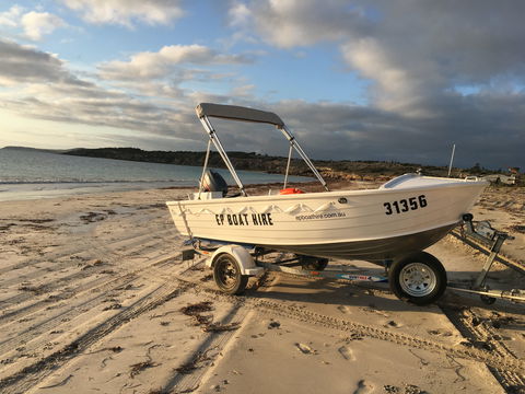EP Boat Hire - Rental Cars 2