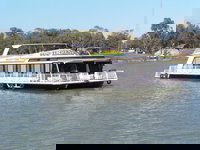 Too Irresistible Green  Gold Houseboats