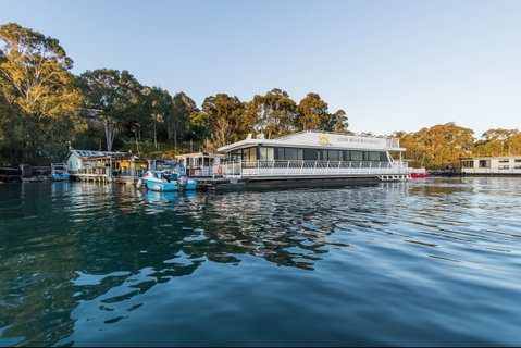 Clyde River Houseboats - Rental Cars 0