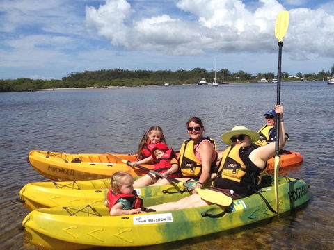 Ezy Kayaks Hawks Nest - Rental Cars 0