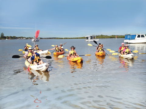 Ezy Kayaks Hawks Nest - Rental Cars 1