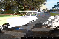 Leisure Coast Limousine