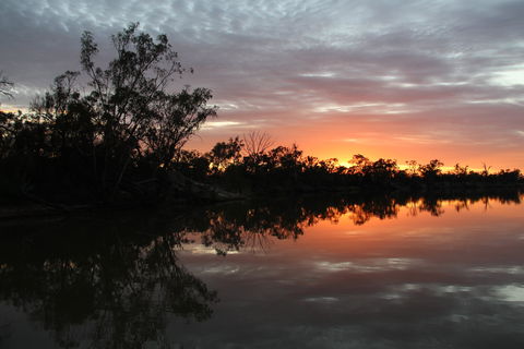 Mildura Houseboats - Rental Cars 2