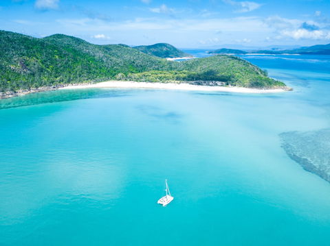 Queensland Yacht Charters Member Of Dream Yacht Charter - Rental Cars 0