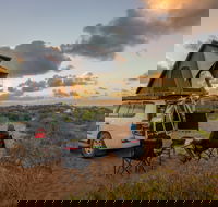 Red Dirt 4WD Rentals - Rental Cars
