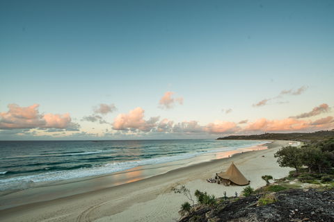 Straddie Tipis - Rental Cars 0