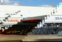 Village Ski  - Snow Ski and Board Specialists