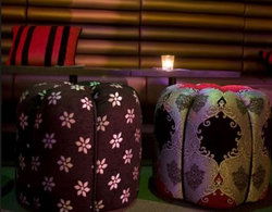 Kaliber Boutique Lounge & Dining - Rental Cars 1