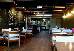 Duck & Swan Hotel - Rental Cars 1