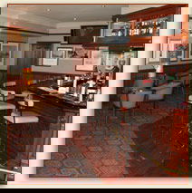 Customs House Hotel - Rental Cars 1