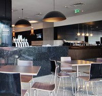 The Cremorne Hotel - Rental Cars