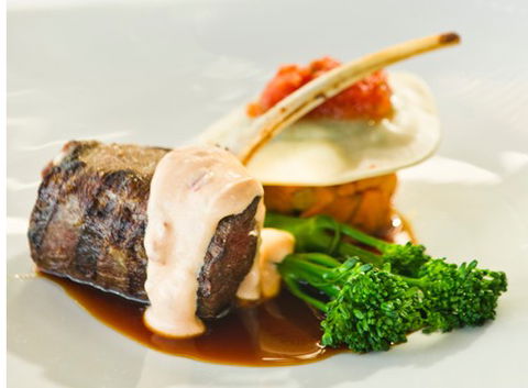 Customs House Restaurant - Rental Cars 4