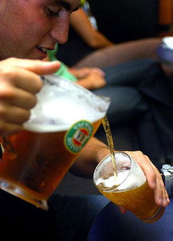 New Windsor Hotel - Rental Cars 0