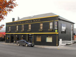 Star & Garter Hotel - Rental Cars 0