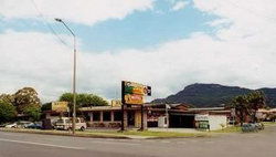 Cabbage Tree Hotel - Rental Cars 0
