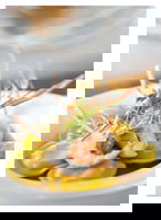 Star & Garter Hotel - Rental Cars 1