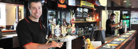 Brougham Arms Hotel - Rental Cars 1