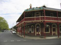 Ryans Hotel - Rental Cars 0
