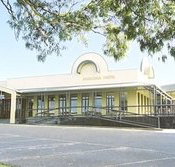 The Anglesea Hotel - Rental Cars