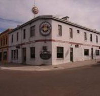 Club Hotel Bairnsdale - Rental Cars