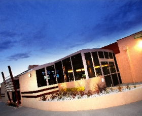 Coomealla Memorial Sporting Club - Rental Cars 1