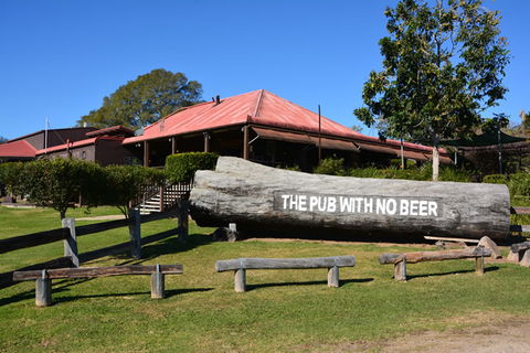 The Pub With No Beer - Rental Cars 2