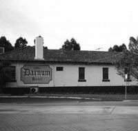 Darnum Hotel - Rental Cars