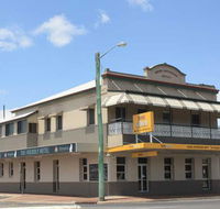 Young Australian Hotel - Rental Cars