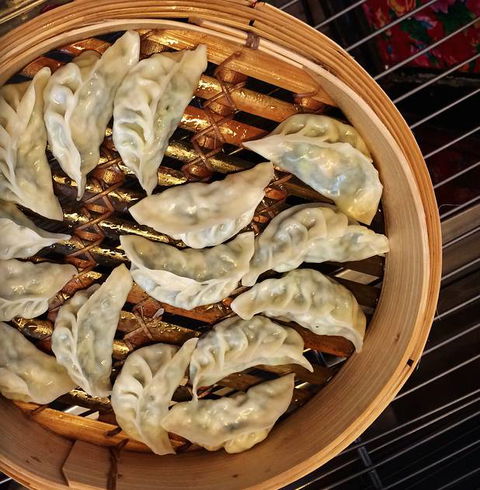 Red Ginger Asian Food & Home - Rental Cars 1