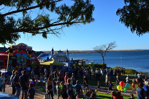 Streaky Bay New Years Eve Children's Festival And Fireworks - Rental Cars 1