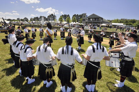 Bong Bong Picnic Races - Rental Cars 2