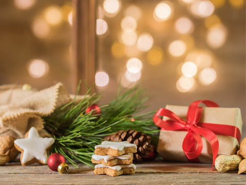 Girls Big Day Out Christmas In July - Rental Cars 1