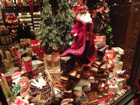 Girls Big Day Out Christmas In July - Rental Cars 2