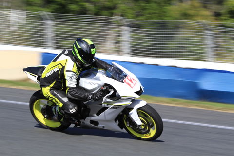 QR Moto Ride Days At Queensland Raceways! - Rental Cars 0
