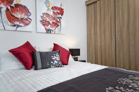 Quattro On Astor Apartments Brisbane By Restt - Rental Cars 6