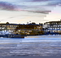 Pier 21 Apartment Hotel - Rental Cars