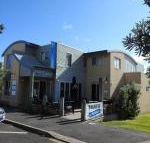 Waves Luxury Suites - Rental Cars