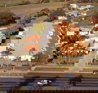 Tamworth Motor Inn  Cabins - Rental Cars