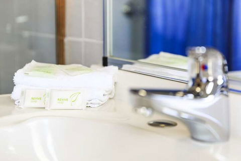 Martin Cash Motel - Rental Cars 7