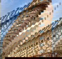 Radisson Blu Plaza Hotel Sydney - Rental Cars