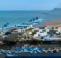 Atlantic Tower Motor Inn - Rental Cars