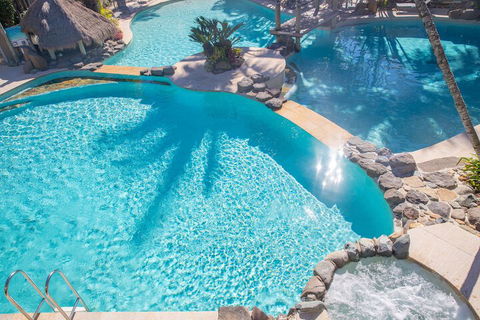 The Islander Noosa Resort - Rental Cars 5
