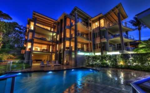 Rainbow Ocean Palms Resort - Rental Cars 5