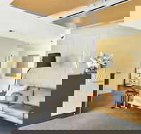 Vue Apartments Geelong - Rental Cars