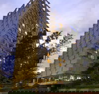 Rydges North Sydney - Rental Cars