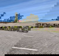 Bendigo Golden Square Motor Inn - Rental Cars