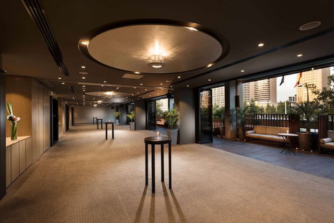 Hilton Adelaide - Rental Cars 5